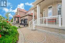 8 GORERIDGE CRESCENT Brampton