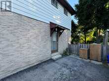 25 CHAUCER CRESCENT Barrie