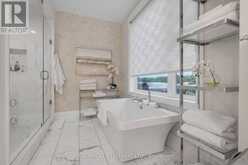 869 CLARK AVENUE W Vaughan 