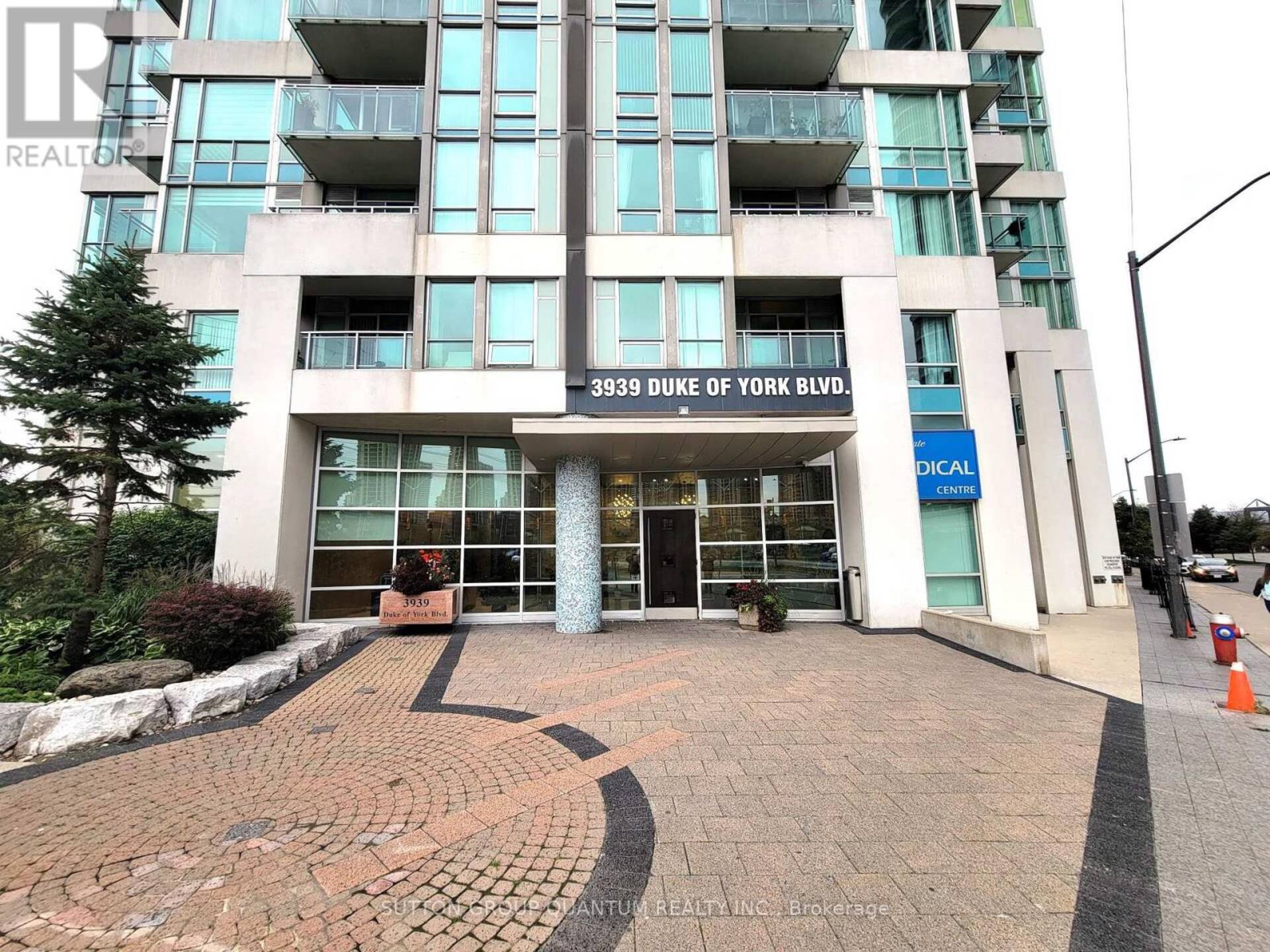 1605 - 3939 DUKE OF YORK BOULEVARD Mississauga