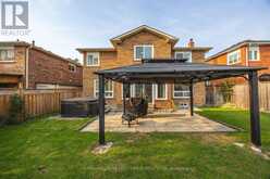 579 SHEPPARD AVENUE Pickering 