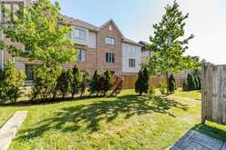 33 BERGAMONT ROAD Brampton