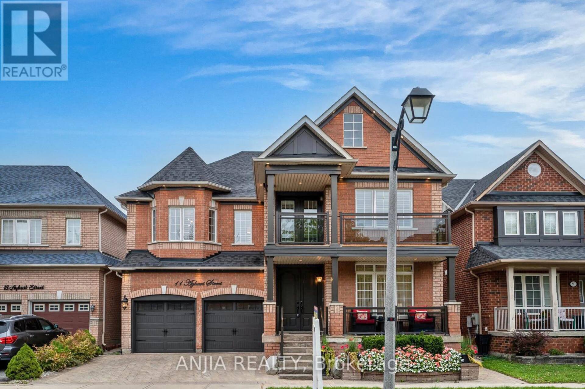 11 AYHART STREET Markham