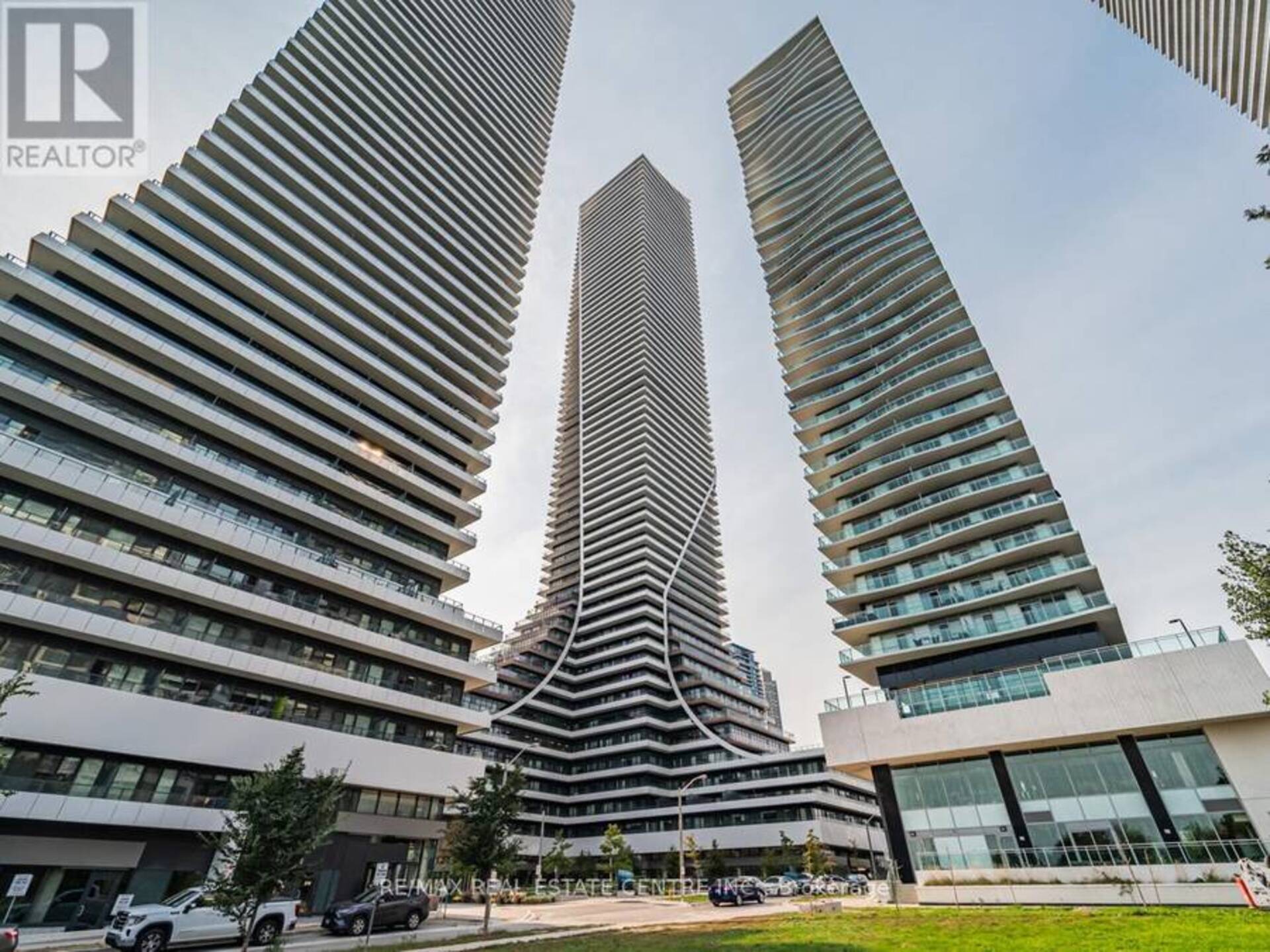 3017 - 30 SHORE BREEZE DRIVE Toronto 