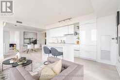 4101 - 1 YORKVILLE AVENUE Toronto