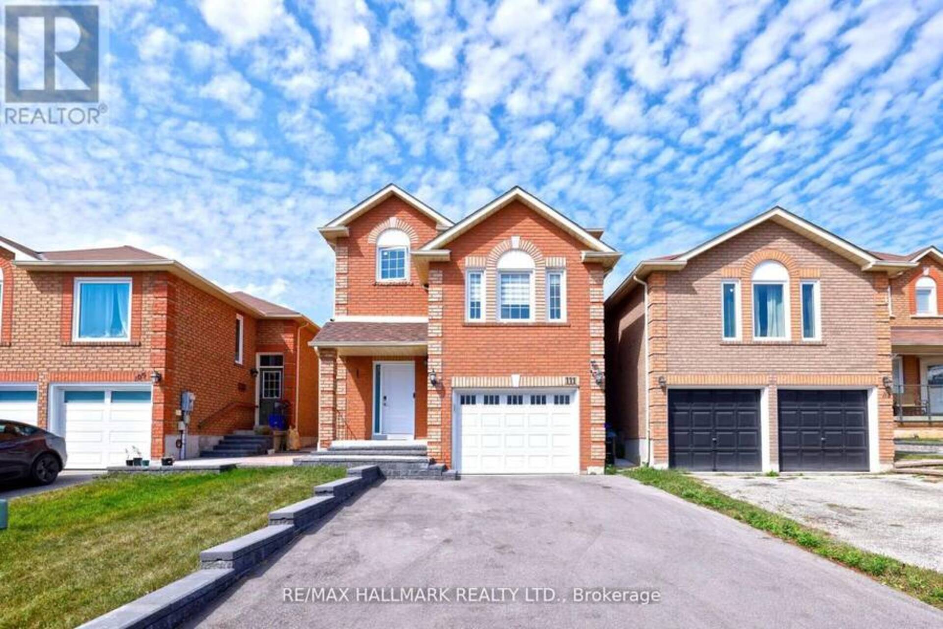 111 HUDSON CRESCENT Bradford/West Gwillimbury 