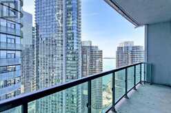 PH09 - 19 GRAND TRUNK CRESCENT Toronto