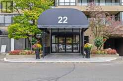 708 - 22 CLARISSA DRIVE Richmond Hill 