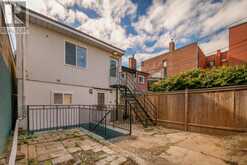 658 DUNDAS STREET W Toronto