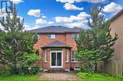 160 ESTATE GARDEN DRIVE Richmond Hill