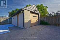 63 BRENTWOOD DRIVE W Hamilton