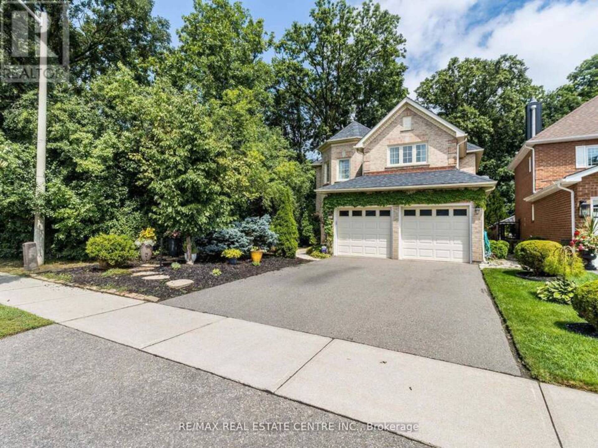 93 DRINKWATER ROAD Brampton