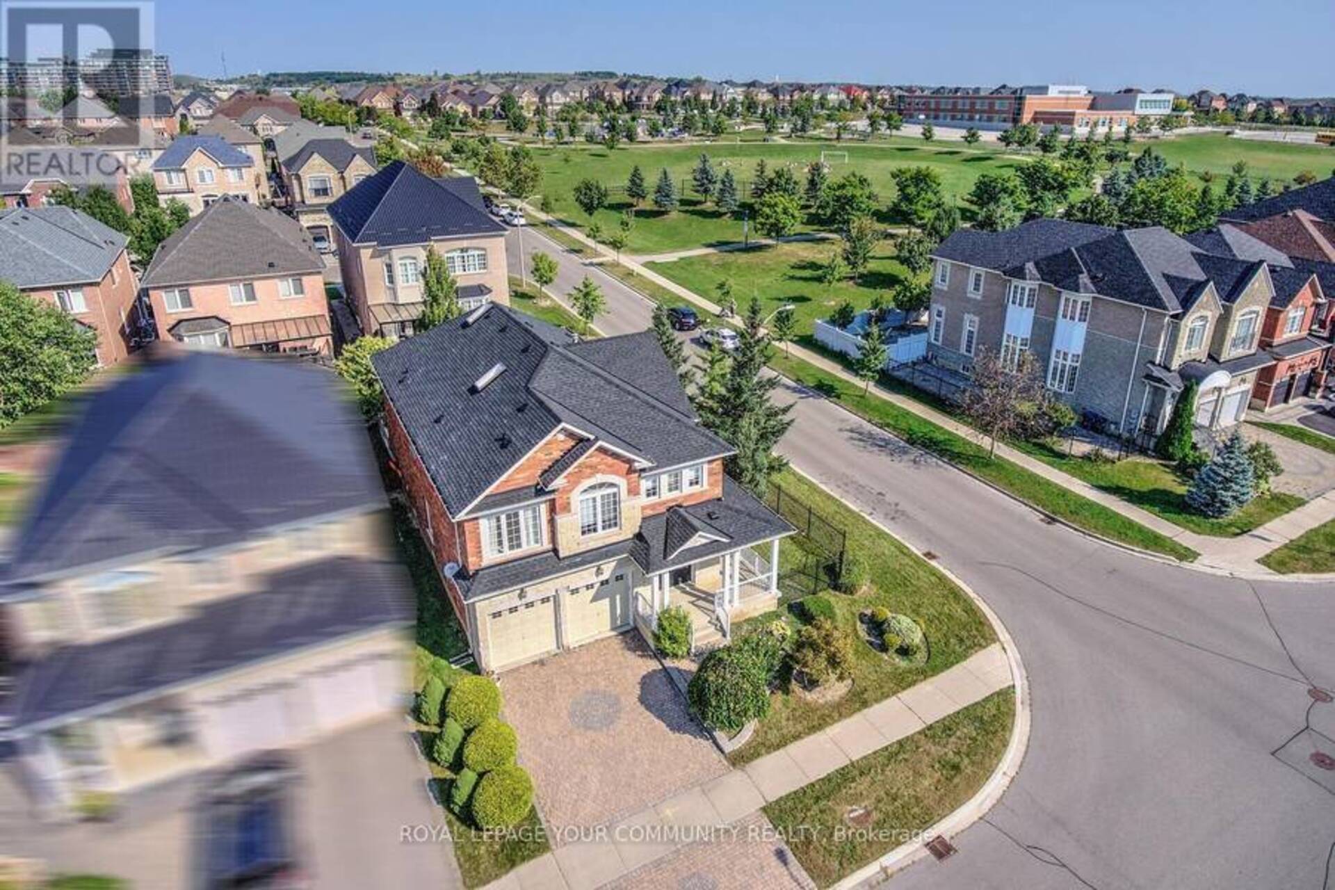 108 GOLDEN ORCHARD ROAD Vaughan 