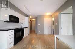 401 - 126 SIMCOE STREET Toronto