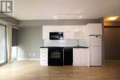 401 - 126 SIMCOE STREET Toronto