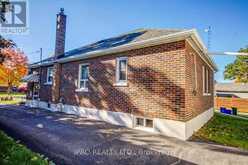 87 OAKES AVENUE Oshawa 