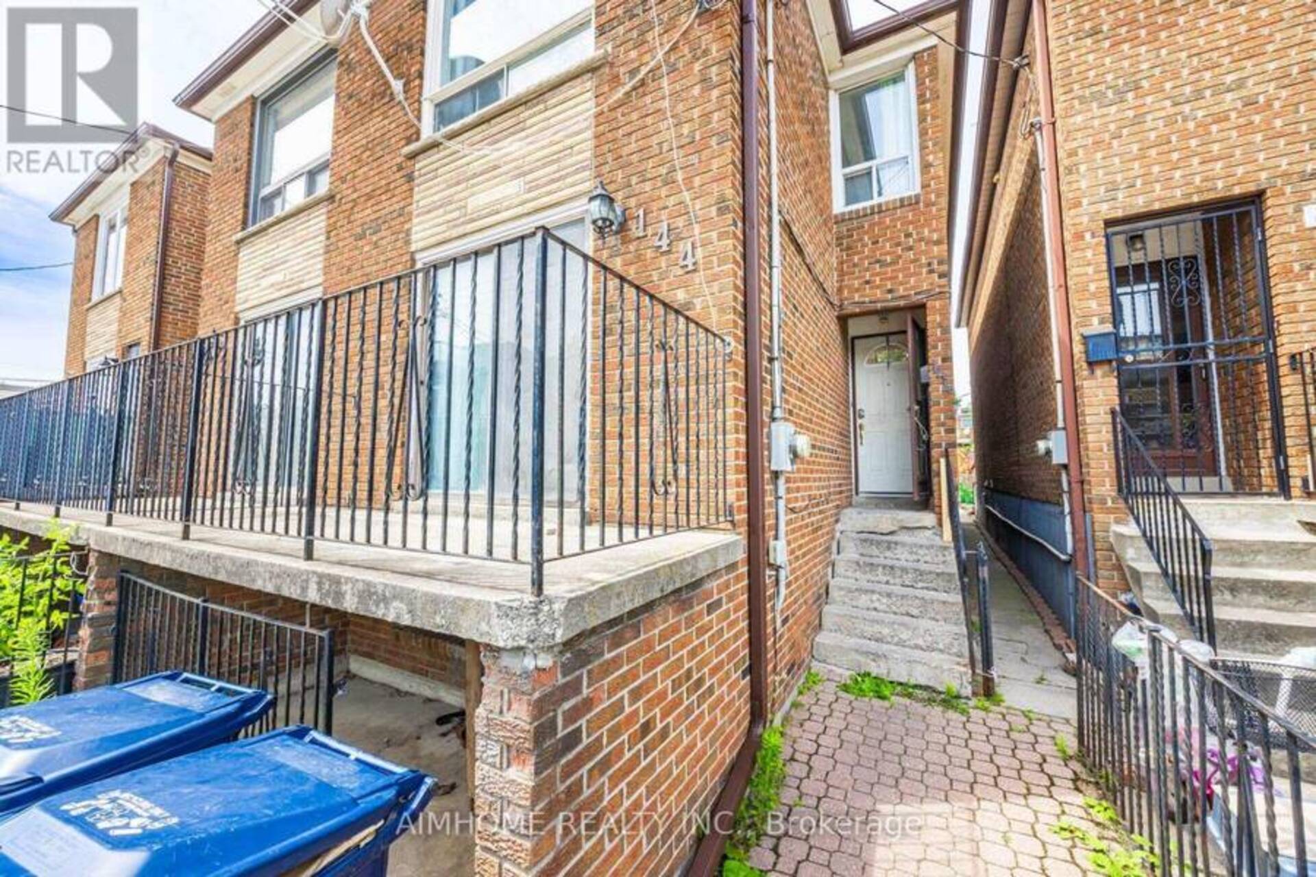 1B - 144 WOLSELEY STREET Toronto