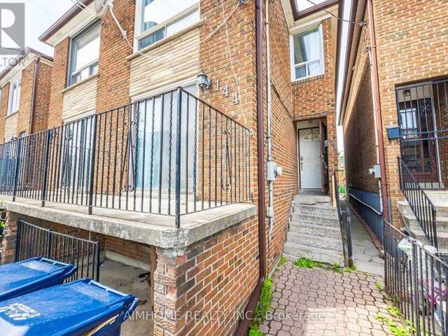 1B - 144 WOLSELEY STREET Toronto Ontario