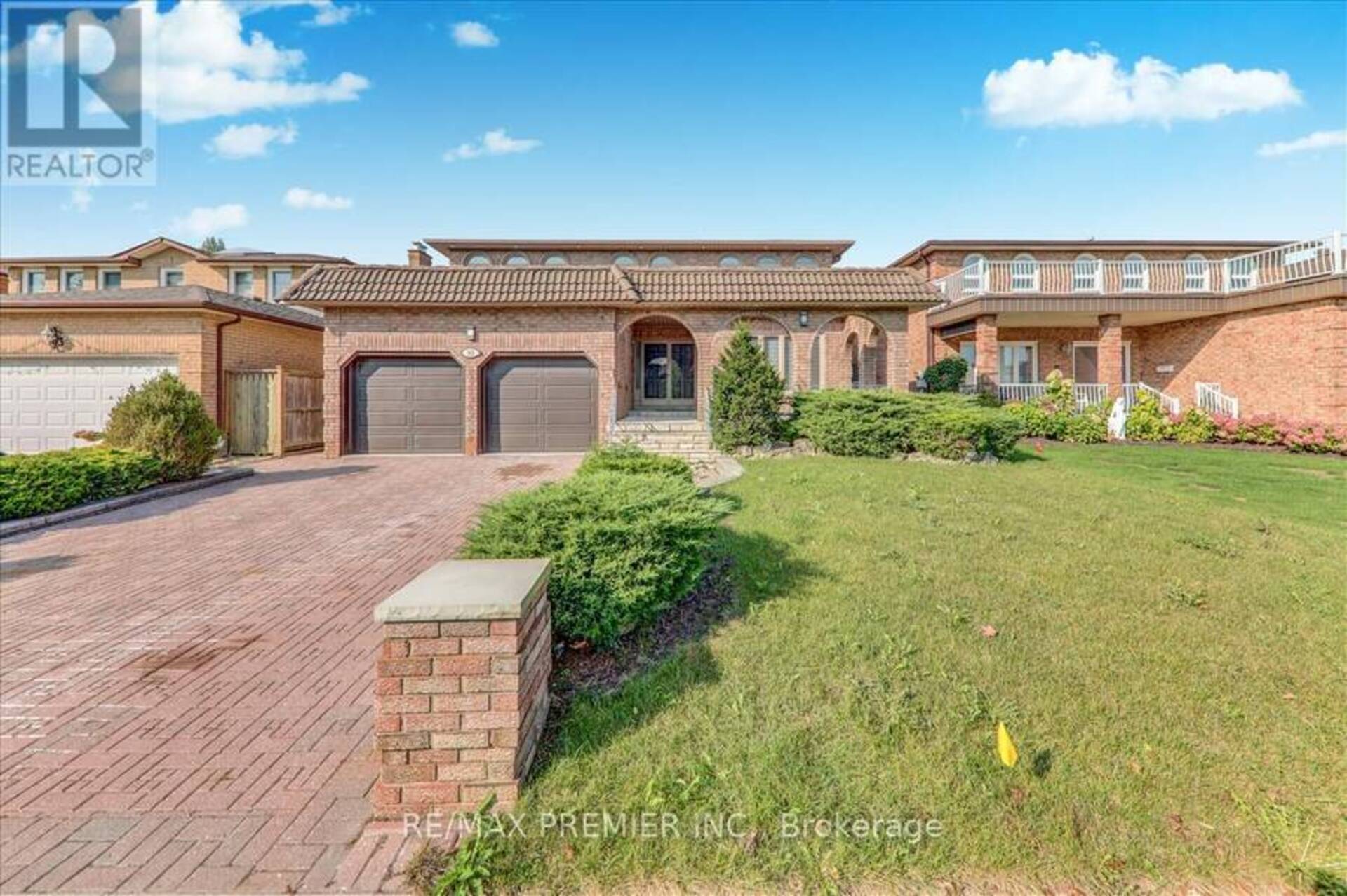 99 BENJAMIN DRIVE Vaughan 