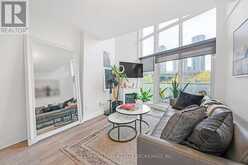 429 - 550 QUEENS QUAY W Toronto 