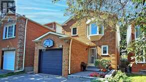 22 LANSBURY COURT Vaughan