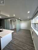 405 - 15 WALMER ROAD Toronto