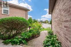 73 MULLEN DRIVE Ajax 