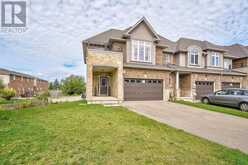 17 PINOT CRESCENT Hamilton