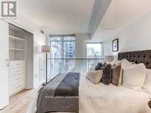 TH110 - 15 BRUNEL COURT Toronto