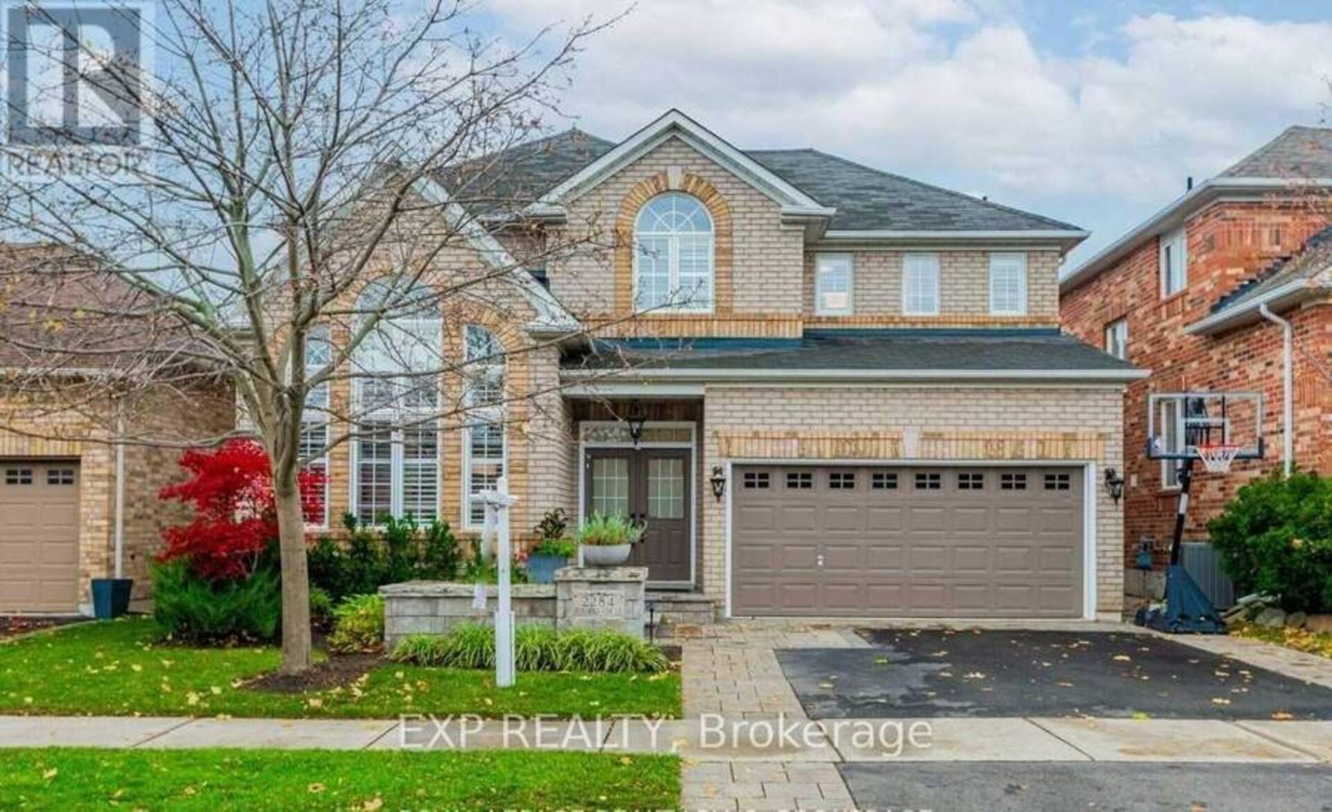 2284 FOXHOLE CIRCLE Oakville