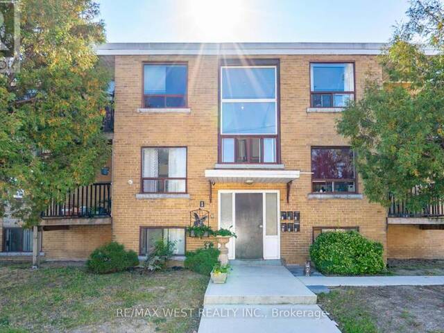 1 BEXLEY CRESCENT Toronto  Ontario