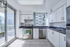 710 - 256 DORIS AVENUE Toronto