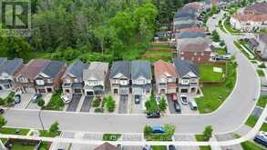 37 UPPER CANADA COURT Halton Hills 