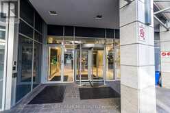 406 - 25 CARLTON STREET Toronto