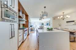 393 SUMMERHILL AVENUE Toronto