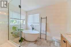 2498 LONGRIDGE CRESCENT Oakville 