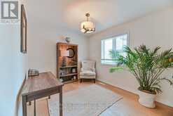 2498 LONGRIDGE CRESCENT Oakville 