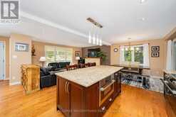 10 BAYLOR CRESCENT Halton Hills 