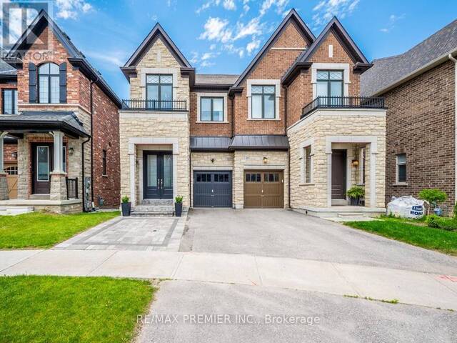 22 GREAT HERON COURT King  Ontario