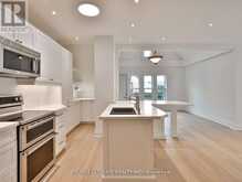 UNIT 4 - 18 ELM AVENUE Toronto 