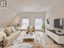 UNIT 4 - 18 ELM AVENUE Toronto 