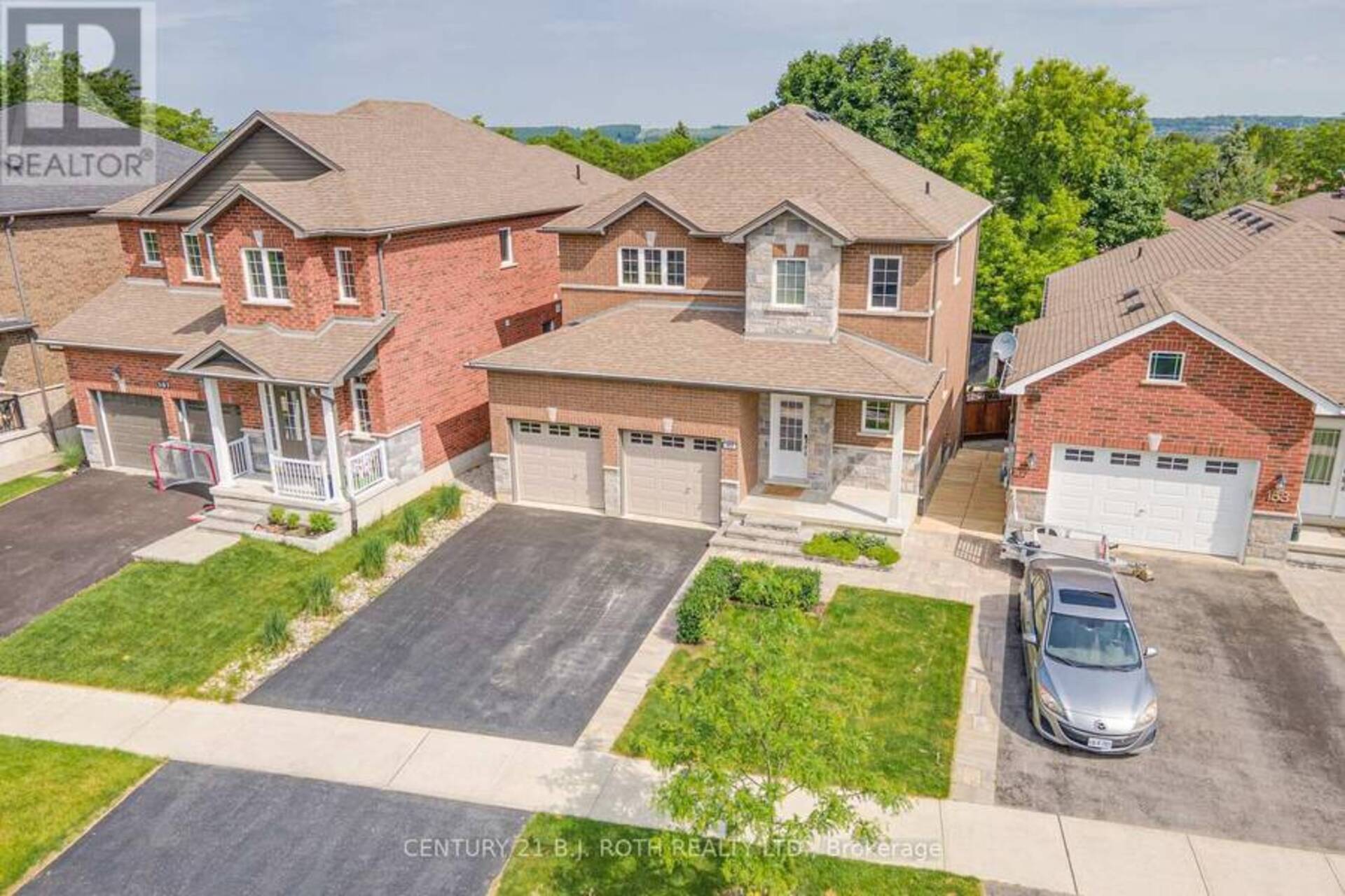 165 BISHOP DRIVE E Barrie