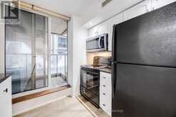 305 - 270 WELLINGTON STREET W Toronto