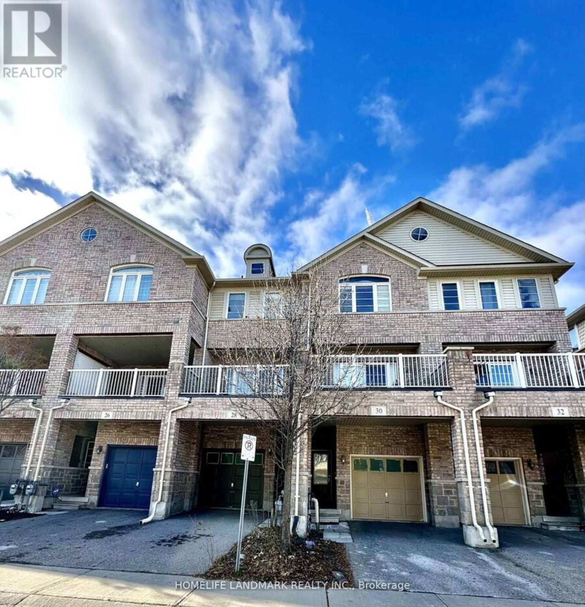 28 BEEHIVE LANE Markham 