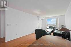 909 - 23 ONEIDA CRESCENT Richmond Hill 