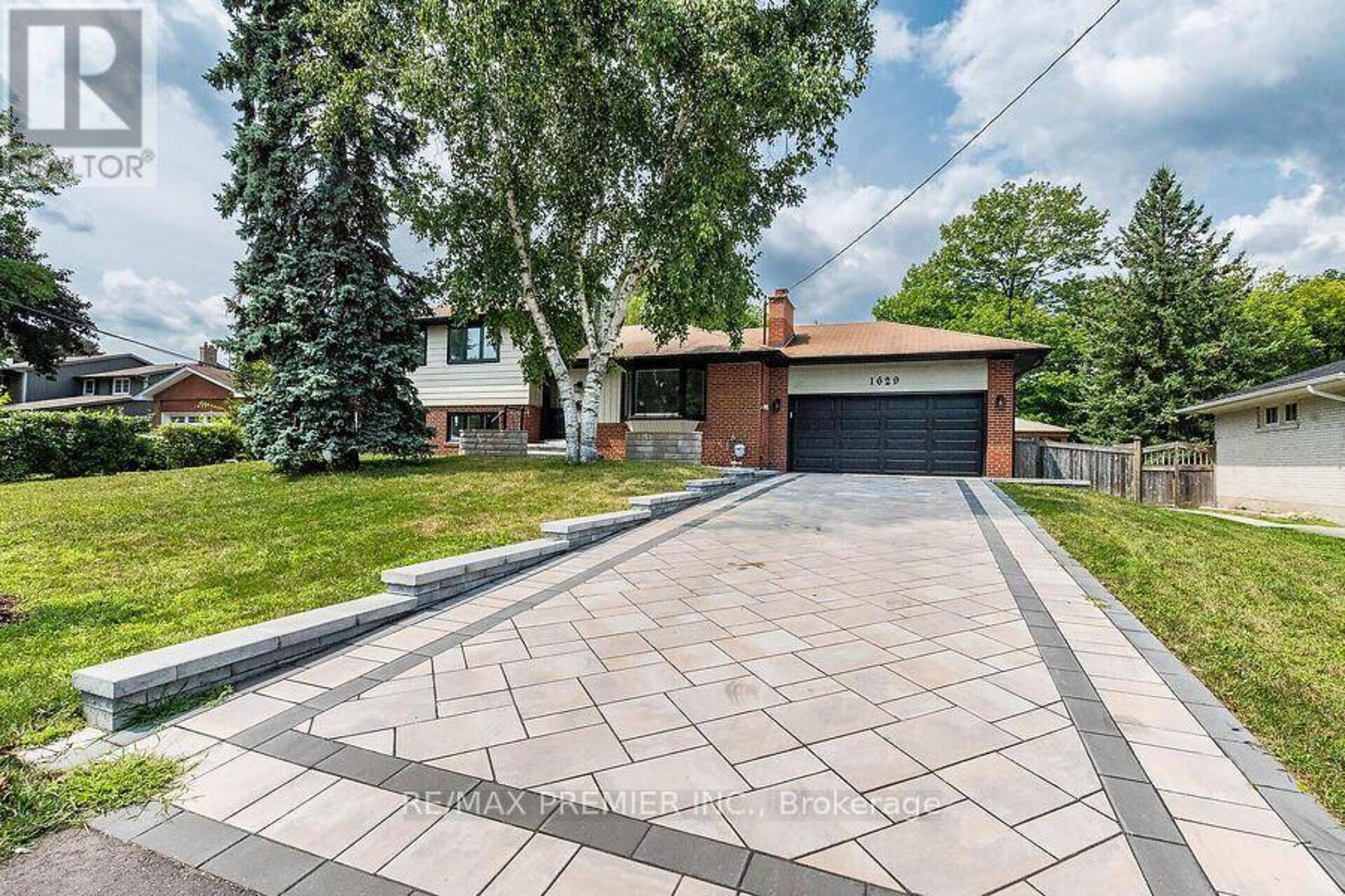 1629 WEMBURY ROAD Mississauga 