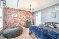 2 HACKETT STREET East Gwillimbury 