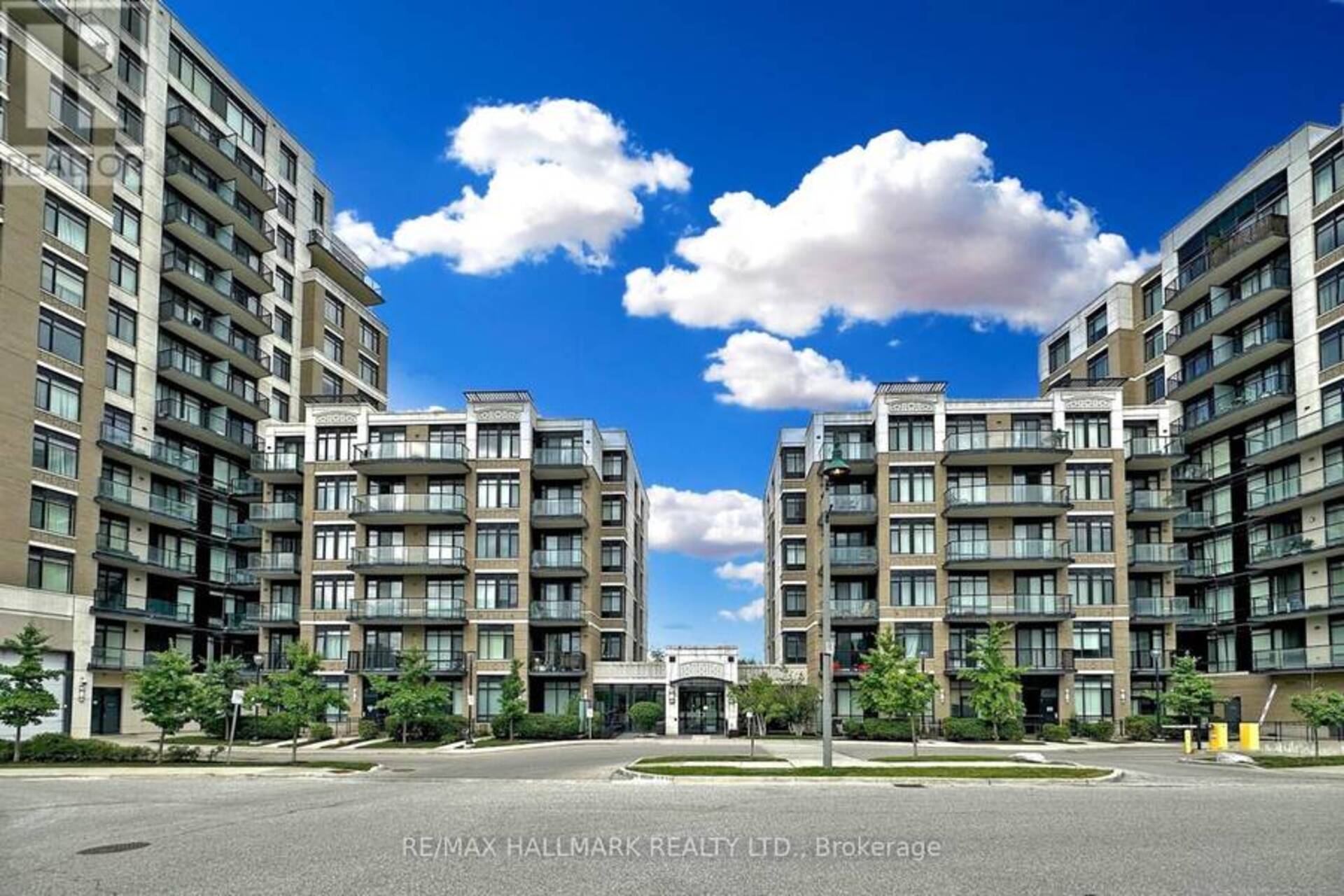 203 - 151 UPPER DUKE CRESCENT Markham 