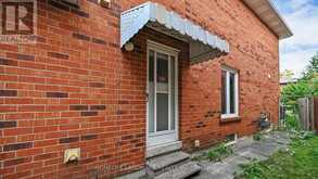 327 SUSSEX AVENUE Richmond Hill