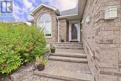 40 CHALMERS DRIVE Barrie